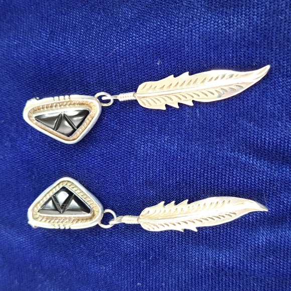 Vintage Native American Black Onyx Sterling Silver Feather Earrings - Picture 1 of 15